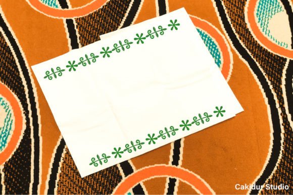 Cross Twigs Border: A Designer’s Holiday Review